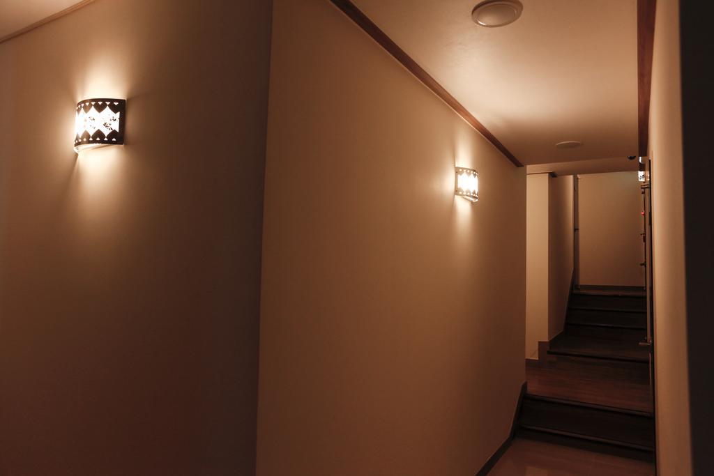 Namsan Gil House Hotel Seoel Buitenkant foto