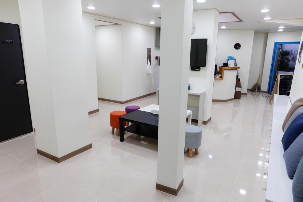 Namsan Gil House Hotel Seoel Buitenkant foto